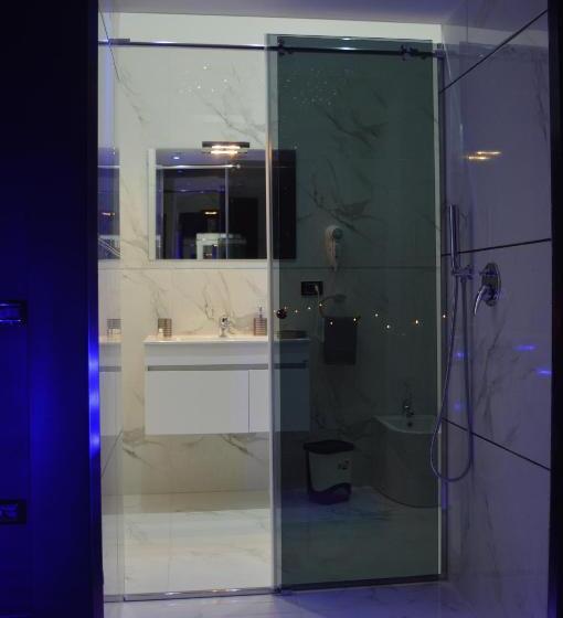 سوییت لوکس, B&b Vesuvius