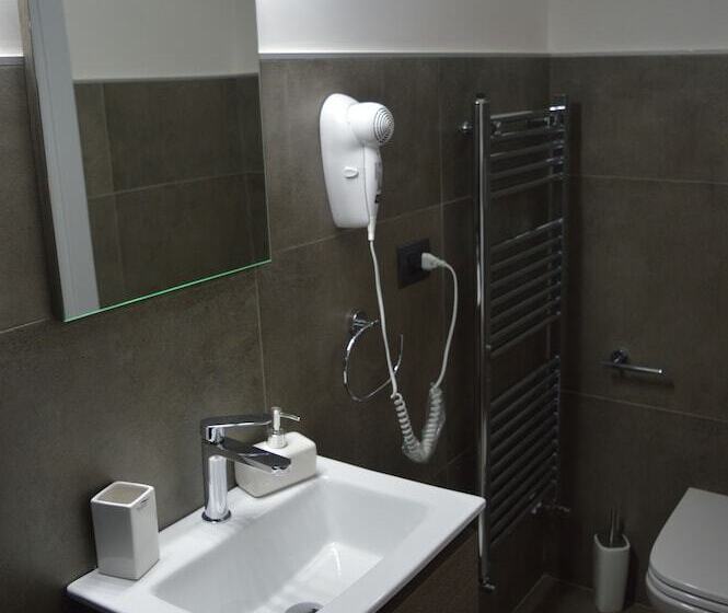 اتاق اکونومی, B&b Vesuvius