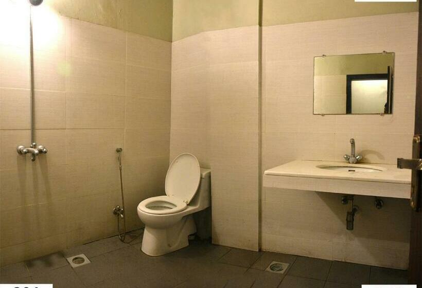 اتاق لوکس یک تخته, Royal Gardens Lahore