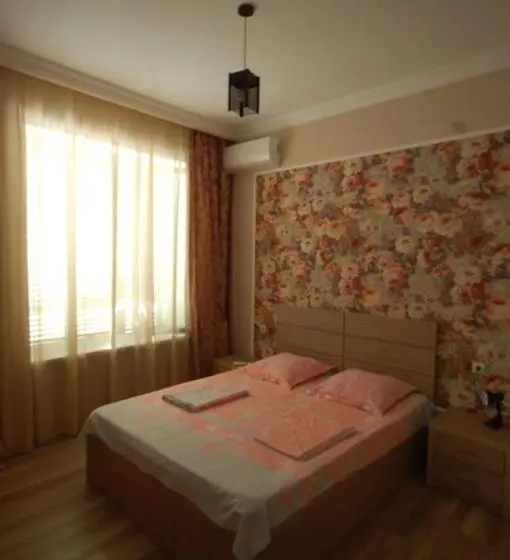 اتاق لوکس, Guest House Aisi