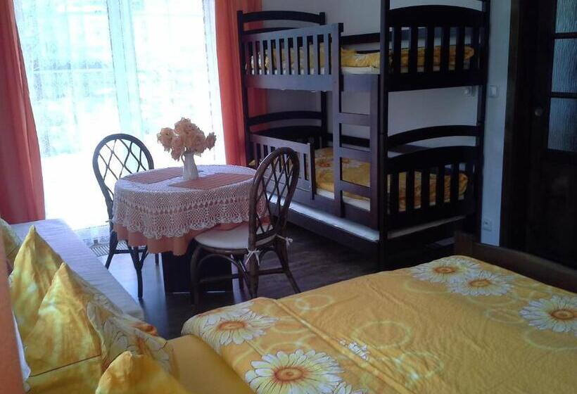 חדר סטנדרט לארבעה, Vila Patricie