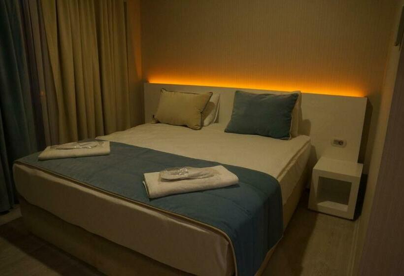 标准间带游泳池, The D Hotel Spa & Resort