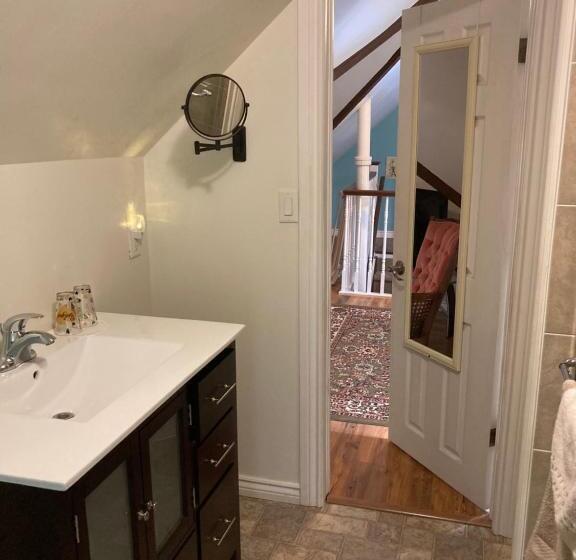 デラックスルーム, West Gate Bed And Breakfast