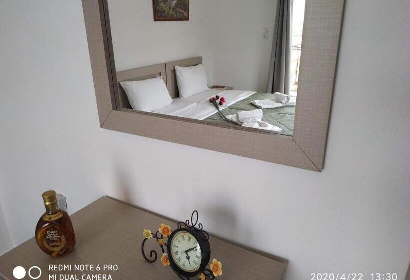 اتاق استاندارد با چشمانداز, Central