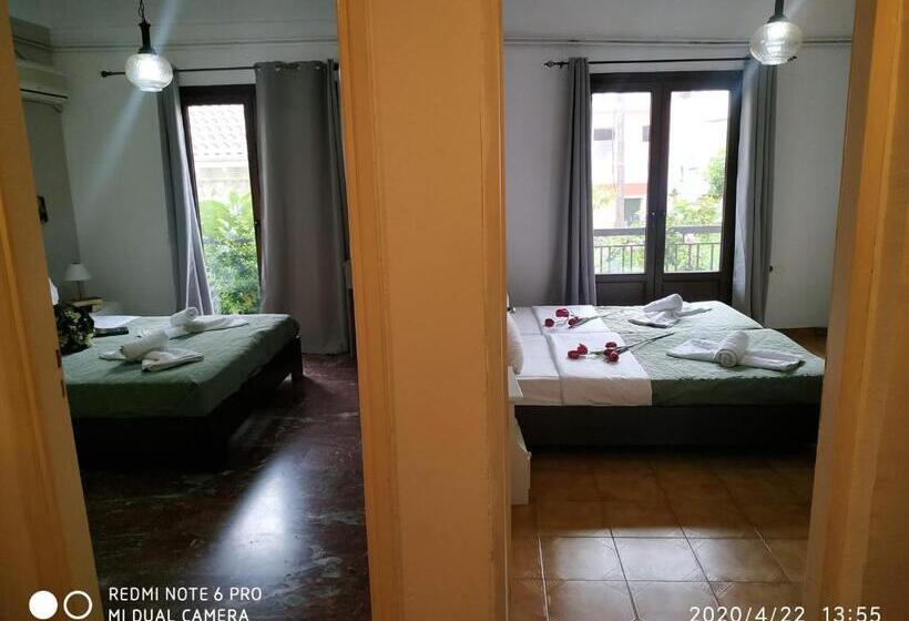 اتاق خانوادگی, Central