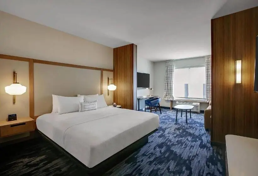 キングサイズベッドのスイートルーム, Fairfield Inn & Suites Bardstown