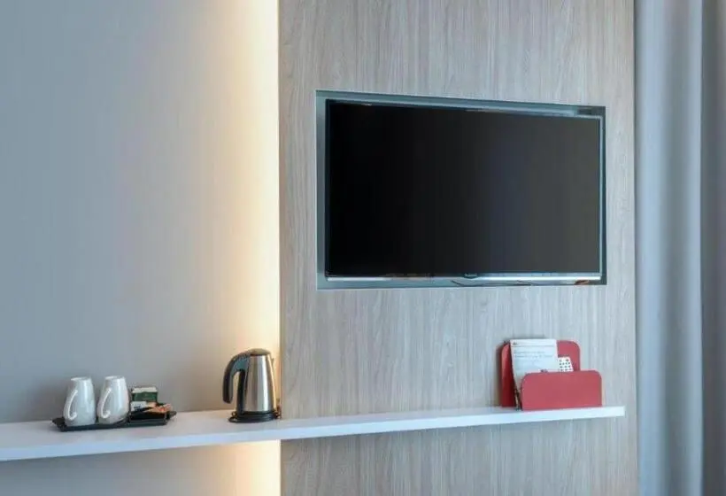 身障者適用スタンダードルーム, Holiday Inn Express Munich   Olching, An Ihg