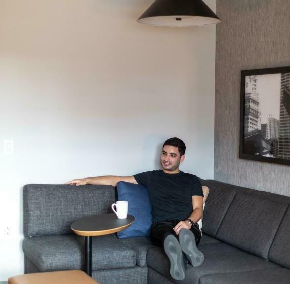 غرفة قياسية بالطابق العلوى, Hyatt Place Chicago Medical/university District