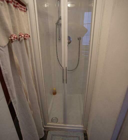 اتاق لوکس سه تخته, Antico Pozzo Bed And Breakfast