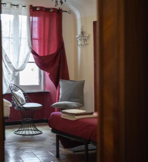 اتاق لوکس سه تخته, Antico Pozzo Bed And Breakfast