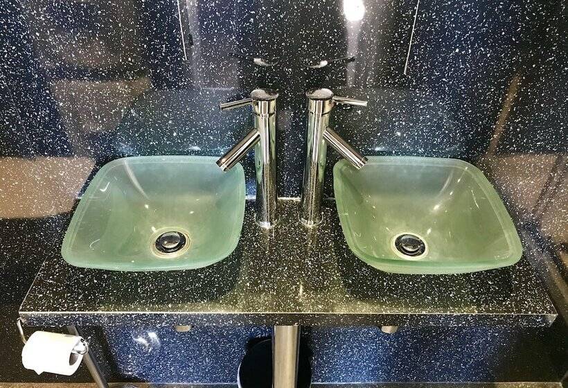 חדר סטנדרט, Canterbury Lodge