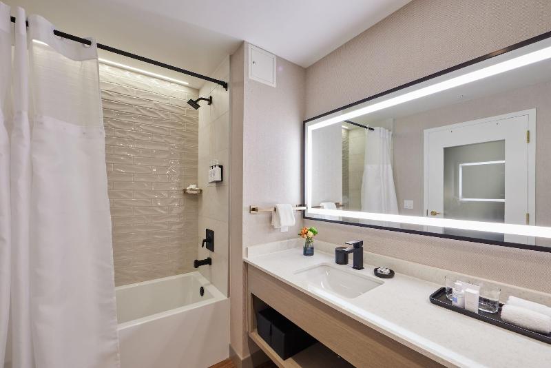 غرفة ديلوكس سرير كينج, Effie Sandestin Resort, Autograph Collection