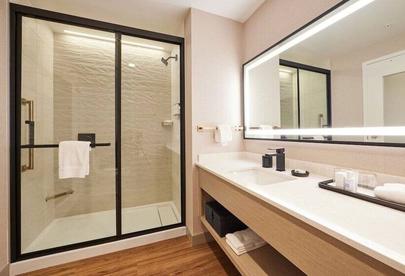 غرفة قياسية سرير مزدوج, Effie Sandestin Resort, Autograph Collection