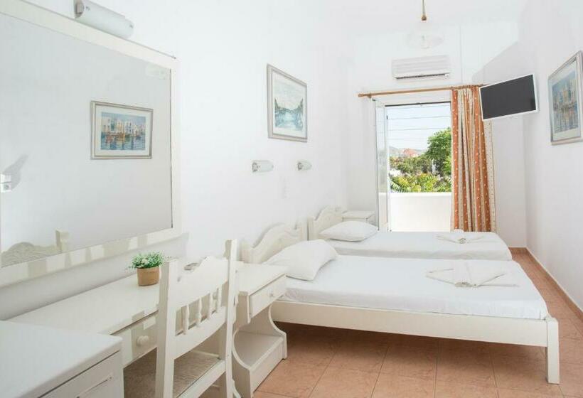 스탠다드 발코니 룸, Louiza