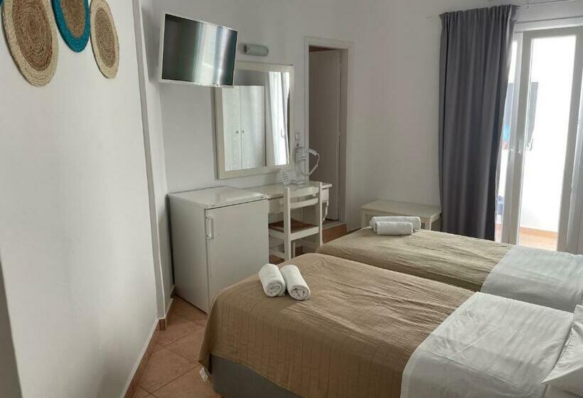 스탠다드 발코니 룸, Louiza