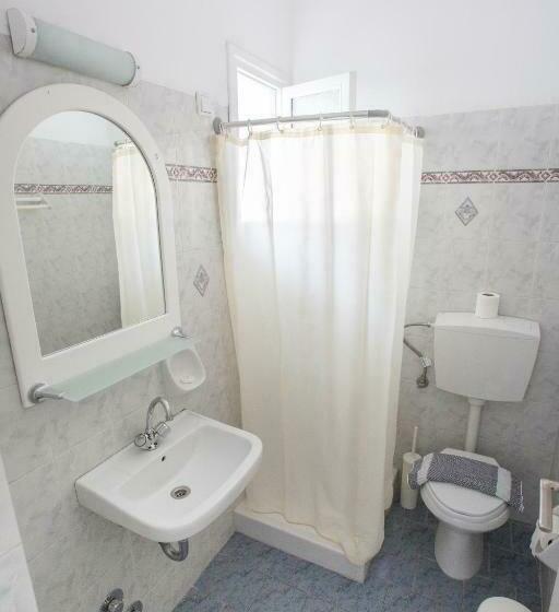 Номер Стандарт Трехместный, Louiza