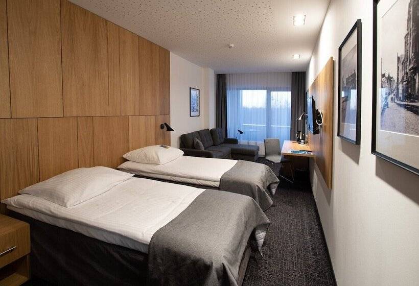 Номер Deluxe с Балконом, Olimp Business & Spa