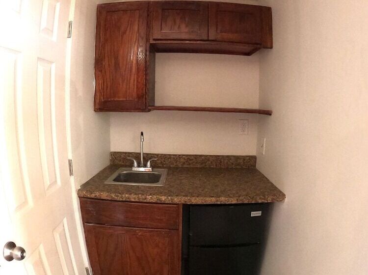 חדר סטנדרט, Rest Inn  Elizabeth