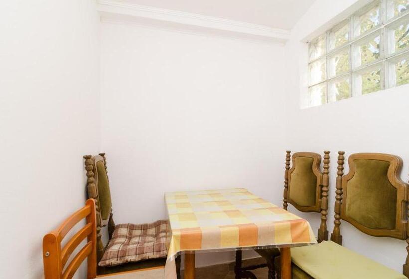 Classic room with balcony, Guesthouse Sobra