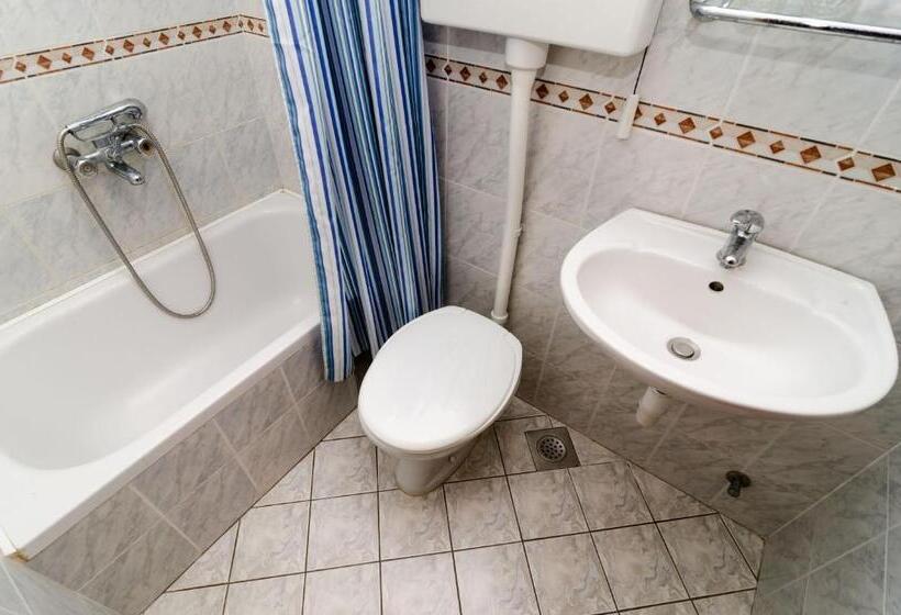 غرفة إقتصادية, Guesthouse Sobra