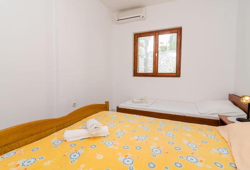 Номер Стандарт, Guesthouse Sobra