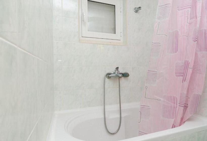 غرفة إقتصادية, Guesthouse Sobra