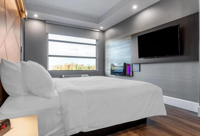 스위트 킹사이즈 침대, Quality Hotel & Conference Centre