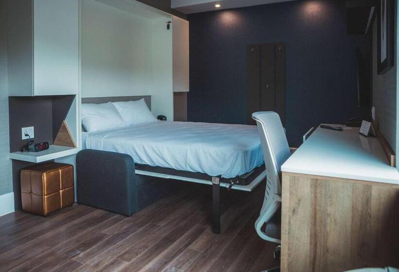 스위트 킹사이즈 침대, Quality Hotel & Conference Centre