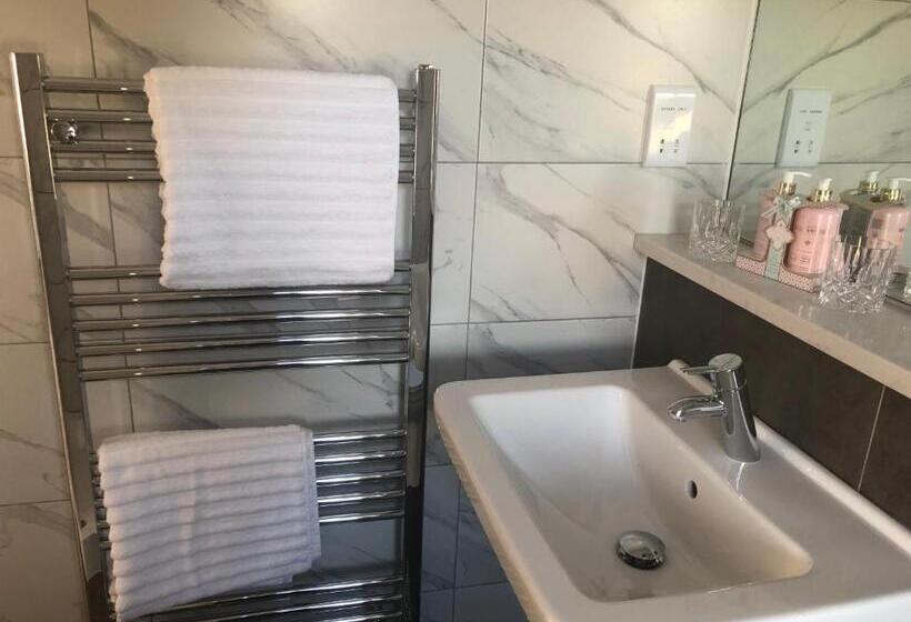 수피리어 스위트, South Avenue B&b
