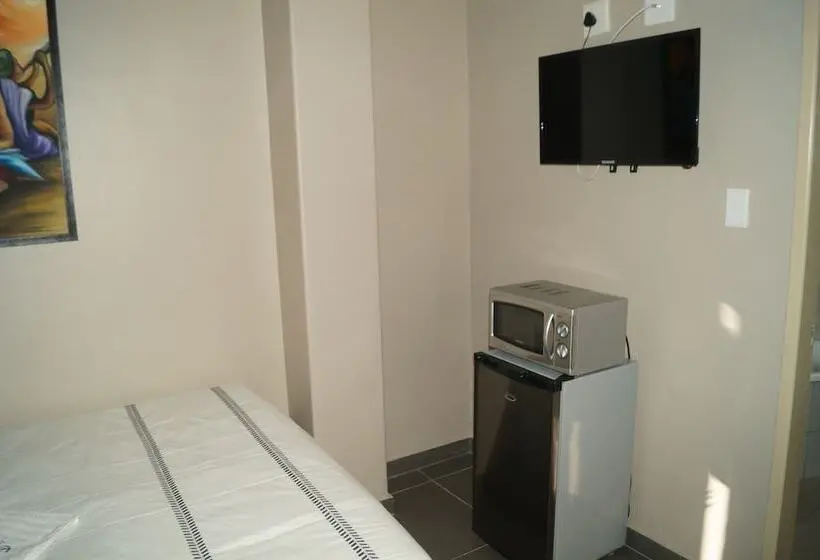اتاق خانوادگی, Miraton Eastgate Suites