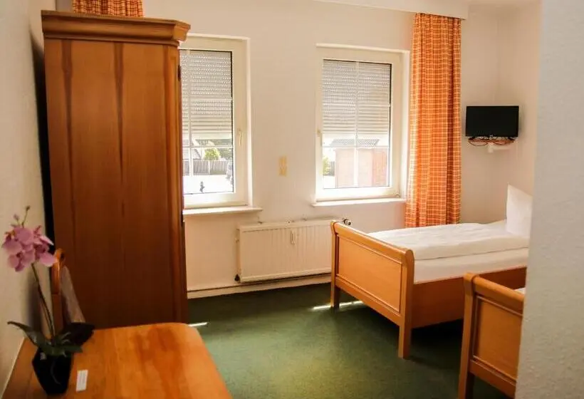Standard Room, Meiendorfer Park Free Parking