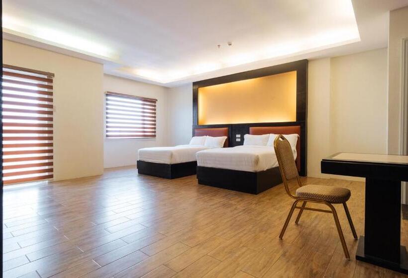 اتاق لوکس خانوادگی, Northpointe Residences