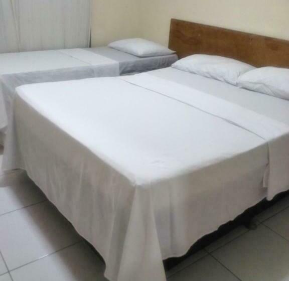 三人经典房间, Oiticica