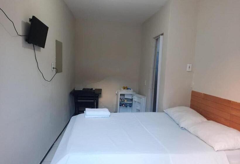 标准单人间, Oiticica