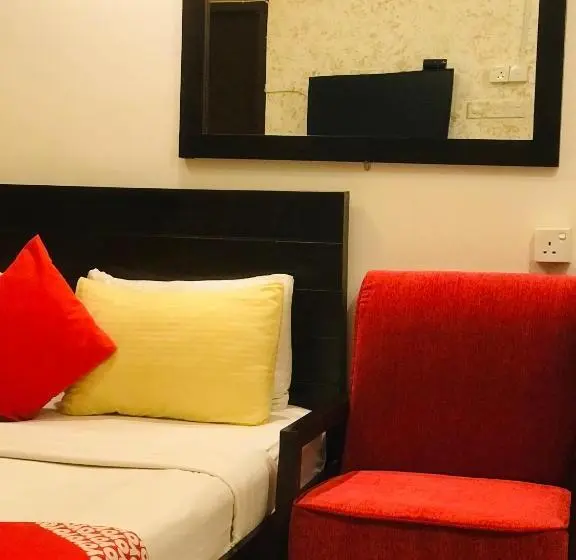 Deluxe-huone, Oyo Motelvip