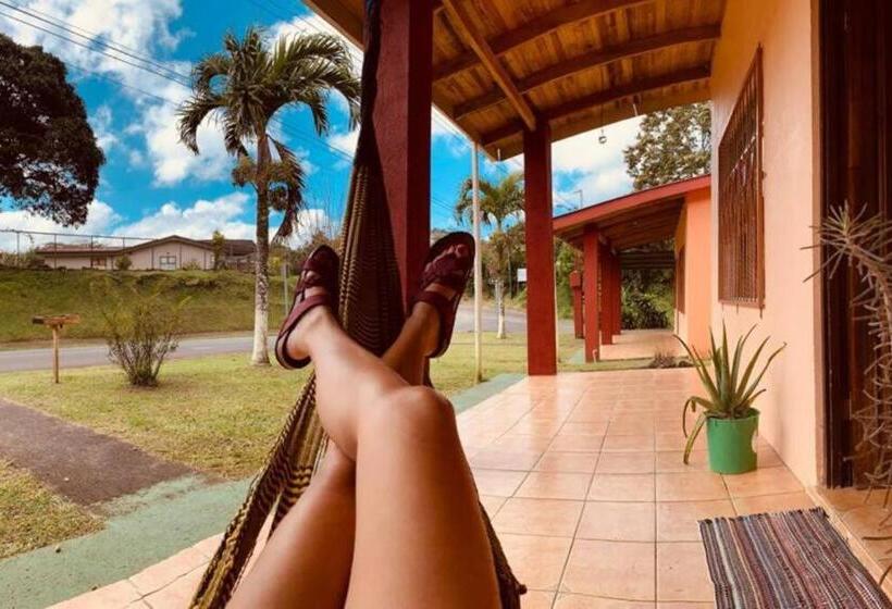 בית, 2 חדרי שינה, Beautiful Casa Aire Near Lake Arenal In Nuevo Arenal   Casas Airelibre