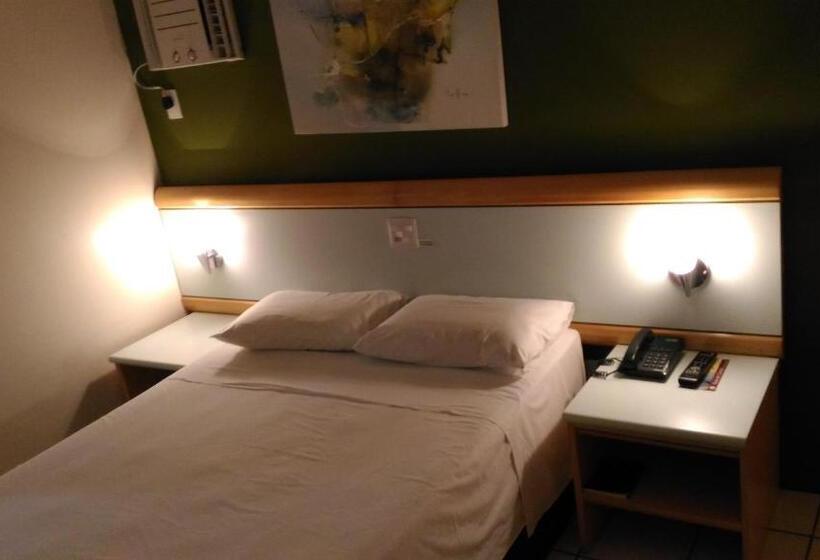 דירה בת חדר שינה 1 עם מרפסת, Apart Hotel Quartier Latin