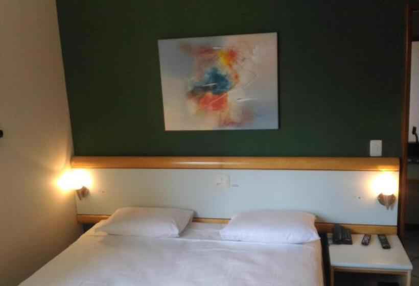 Апартаменты 1 Спальня Вид на Бассейн, Apart Hotel Quartier Latin