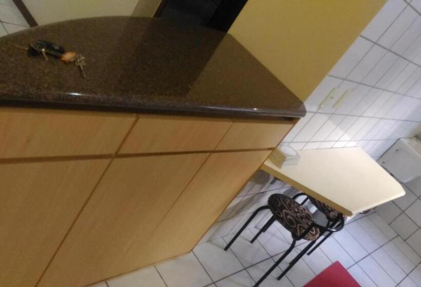 דירת חדר נוף לבריכה, Apart Hotel Quartier Latin