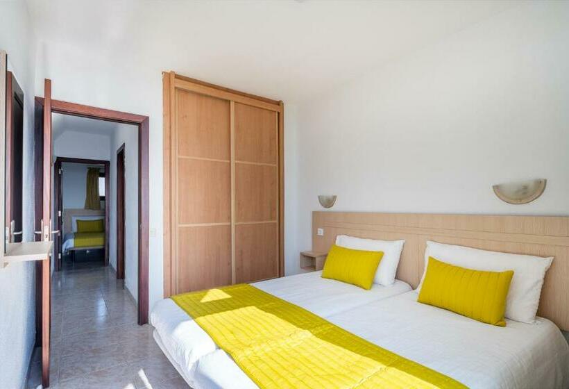 شقة غرفتين, RT Apartamentos Guinea