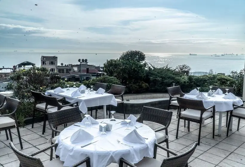 اتاق لوکس سه تخته, Eresin Hotels Sultanahmet - Boutique Class