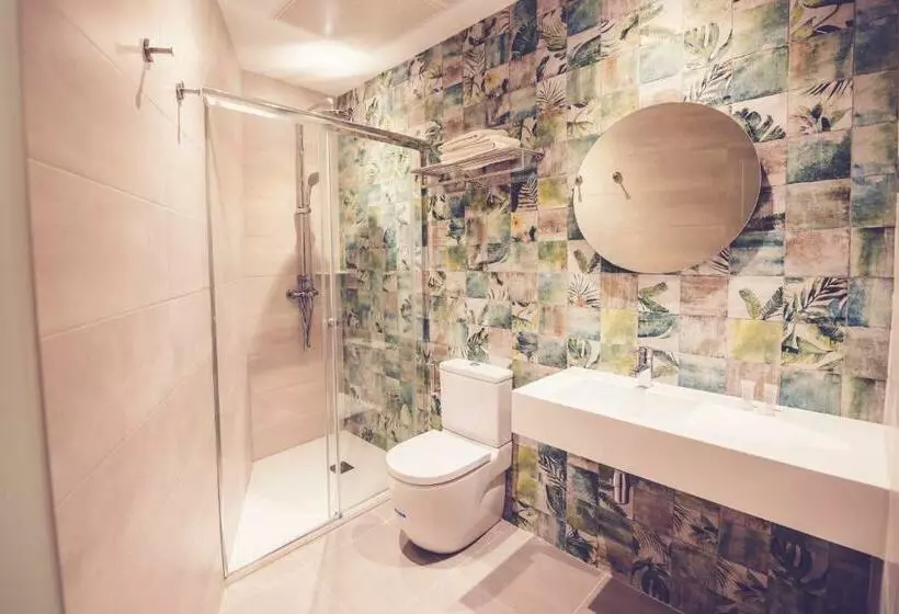 اتاق استاندارد یک نفره, Hostal Marlasca