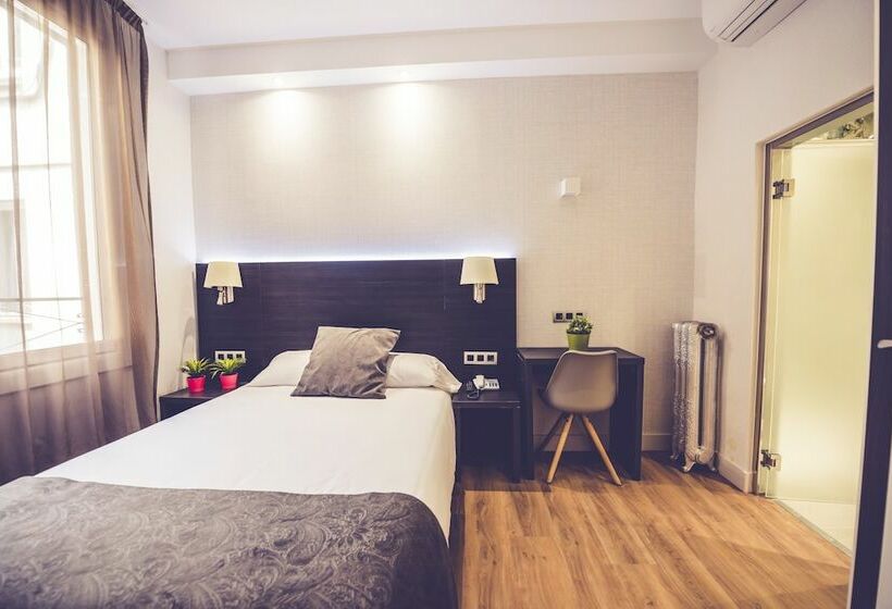 اتاق استاندارد یک نفره, Hostal Marlasca