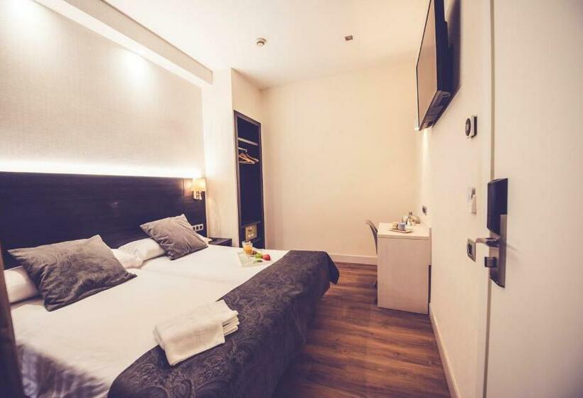 اتاق استاندارد, Hostal Marlasca