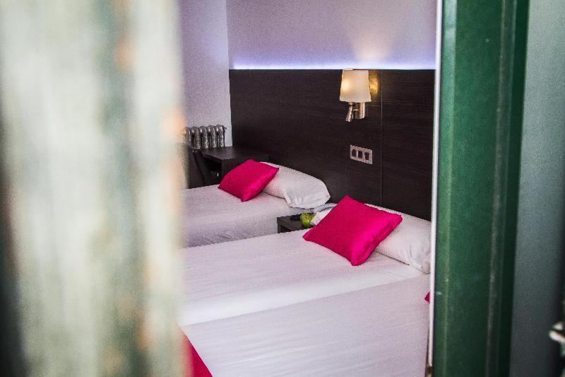 اتاق استاندارد, Hostal Marlasca