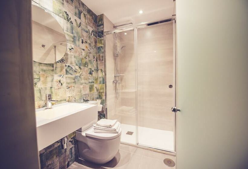 اتاق استاندارد چهار تخته, Hostal Marlasca