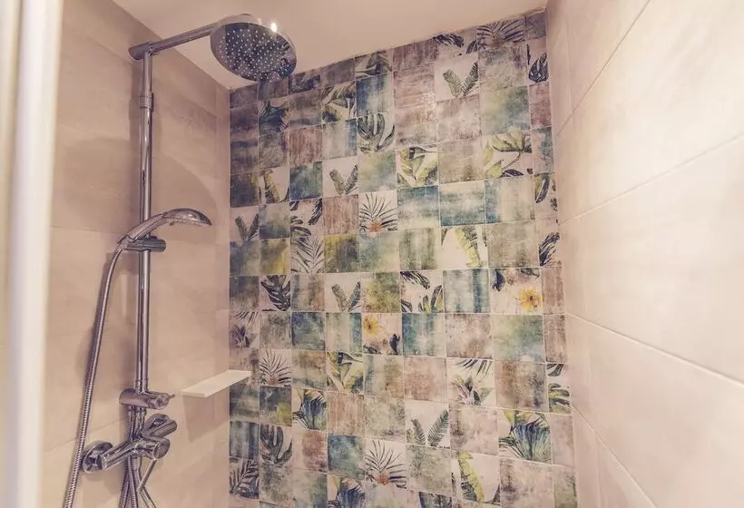 اتاق استاندارد سه نفره, Hostal Marlasca