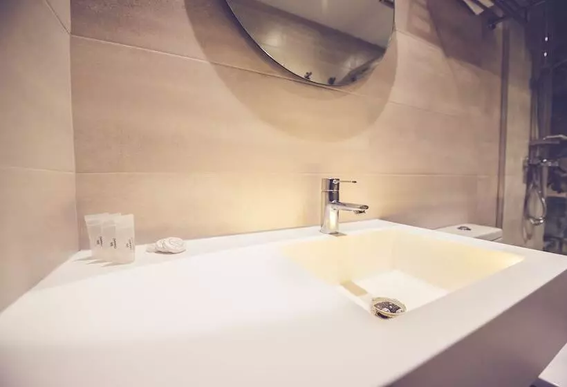 اتاق استاندارد چهار تخته, Hostal Marlasca