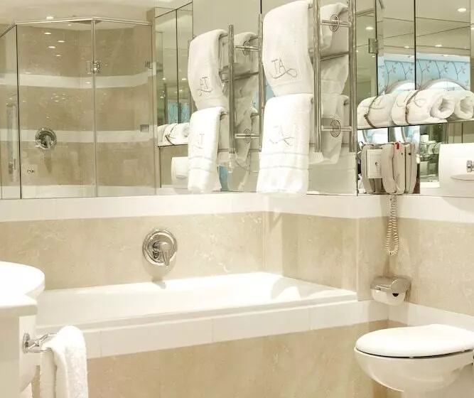 اتاق کلاسیک, Twelve Apostles Hotel & Spa