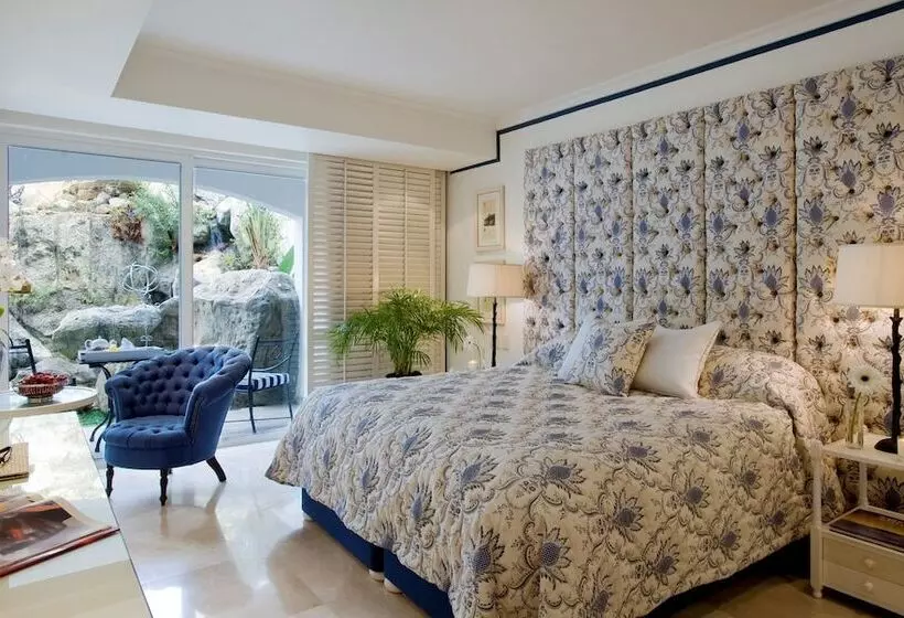 اتاق استاندارد, Twelve Apostles Hotel & Spa